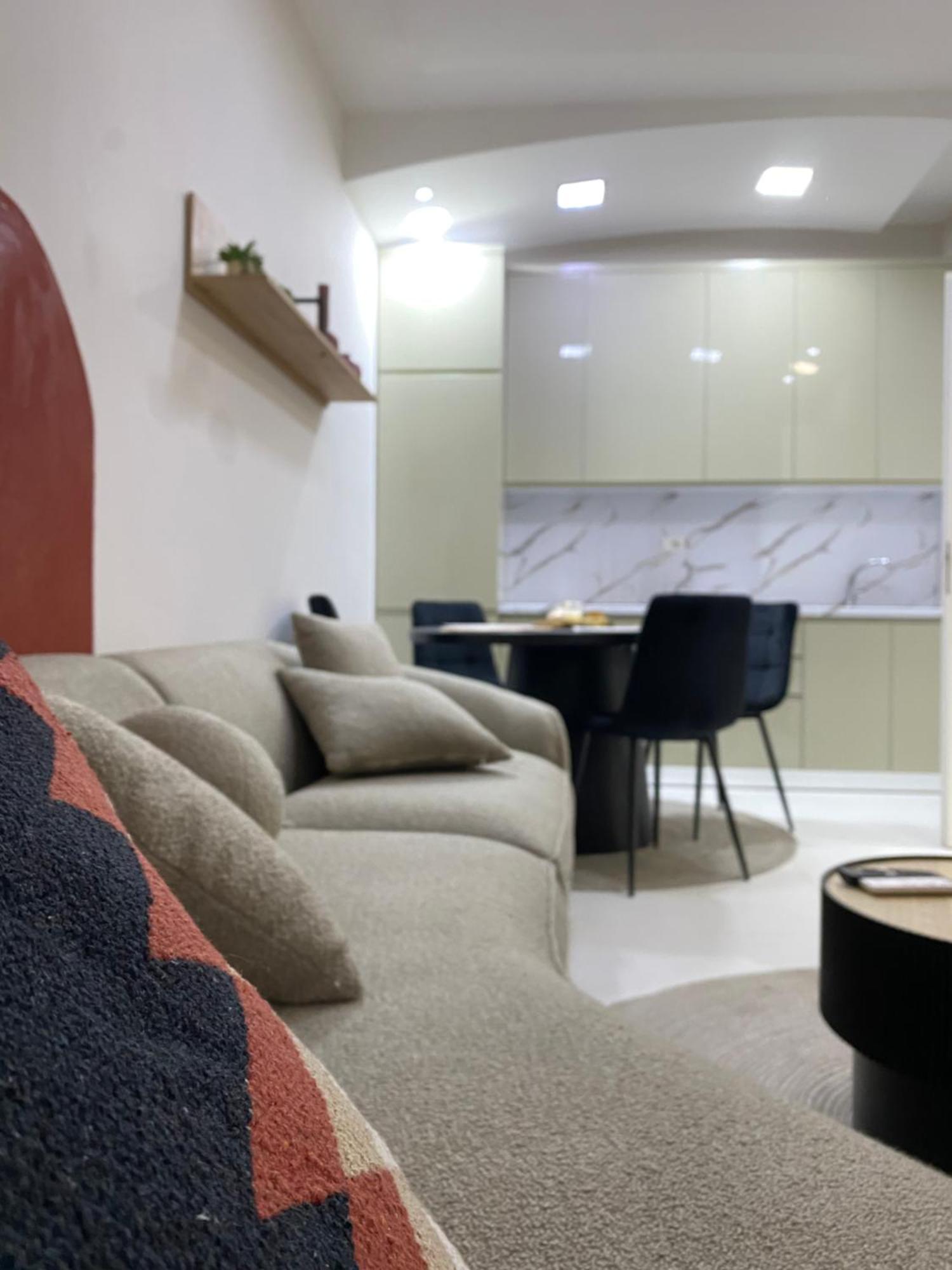 Central Blloku Apartamento Tirana